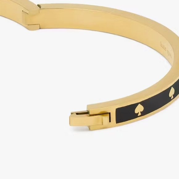 kate spade Black and Gold Spade Bangle - Picture 3 of 4